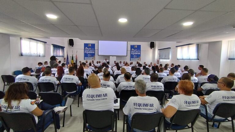 Sindicalistas se fortalecem em curso nacional e celebram união