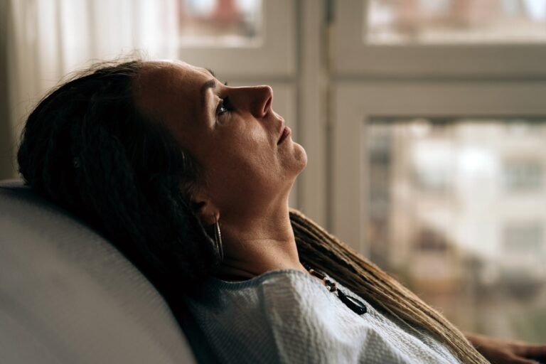 Menopausa piora as dores da artrite reumatoide, sugere estudo