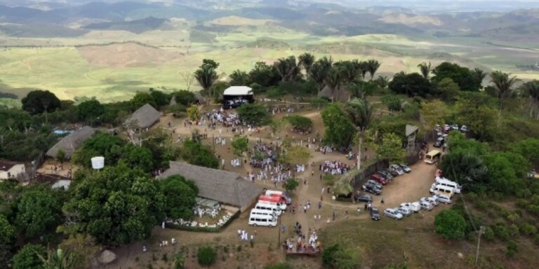 Acidente com ônibus deixa 18 mortos na Serra da Barriga