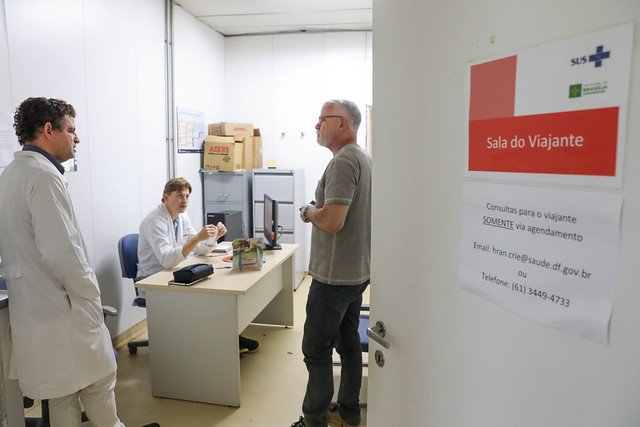 01/12/2024 - Ambulatório do Viajante oferece cuidados gratuitos para quem vai deixar o país