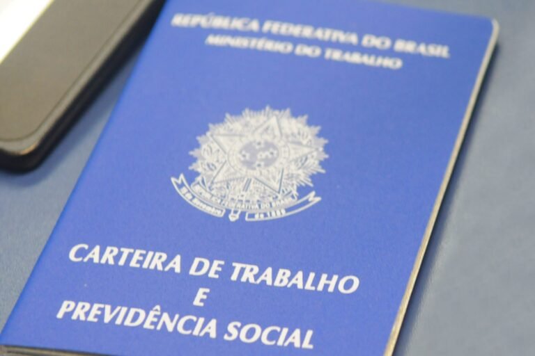 Vaga para analista de projetos industriais oferece maior salário desta quarta-feira (4)