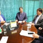 Governadores discutem mudança no texto da Reforma Tributária com relator da PEC no Senado