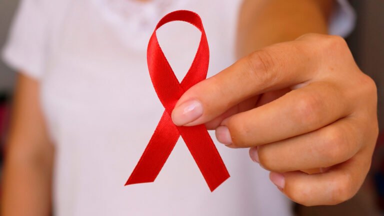 Saúde lança campanha Dezembro Vermelho