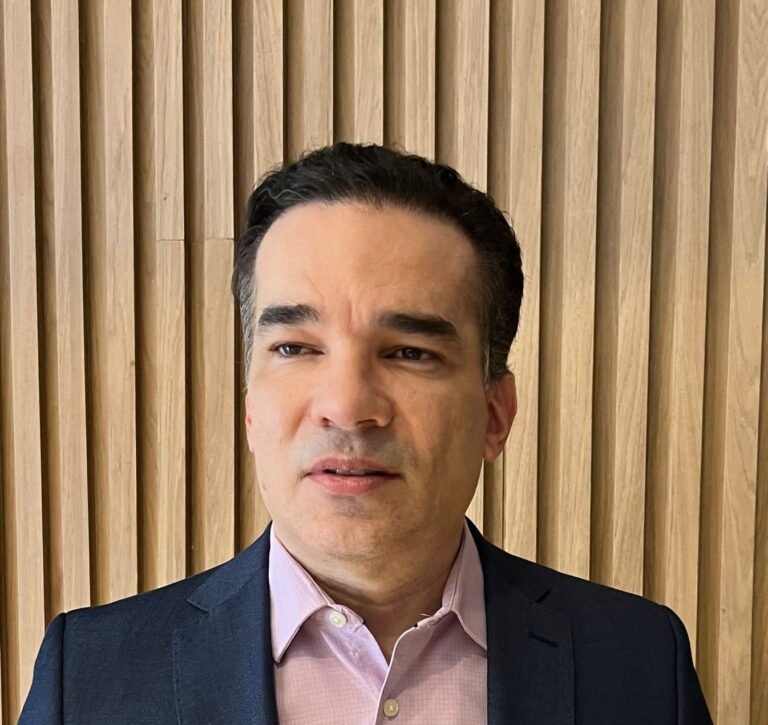 Caiado nomeia Márcio de Paula Leite interventor na Saúde de Goiânia