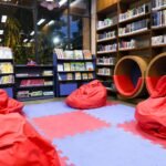 Professora da rede pública do DF recebe homenagem da Aliança Francesa