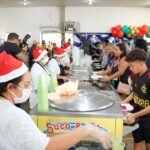 Público do Restaurante Comunitário de Brazlândia se encanta com cantata natalina