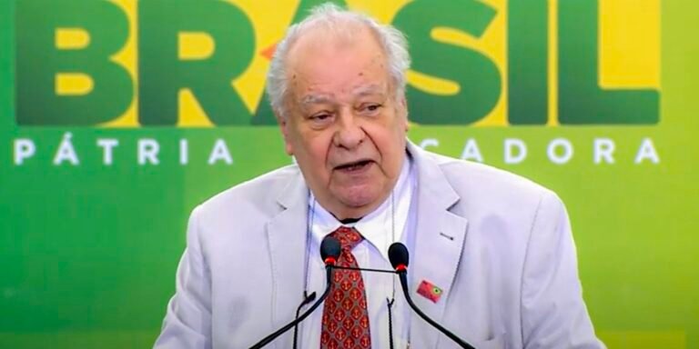 Morreu aos 93 anos o físico Rogério Cerqueira Leite