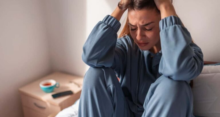 O problema de sono que eleva em 50% as chances de ansiedade e pode levar a burnout