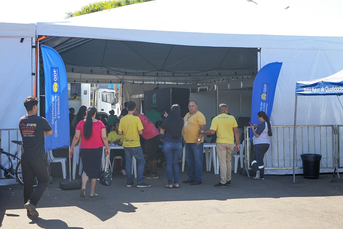 Carreta da Inclusão oferta serviços públicos para pessoas com deficiência em Santa Maria