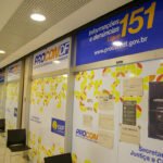 Procon fiscaliza lista de material de escolas particulares no Distrito Federal