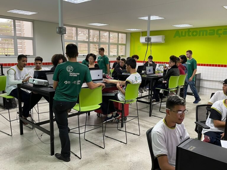 Escolas do Futuro oferecem mais de 4 mil vagas para cursos gratuitos