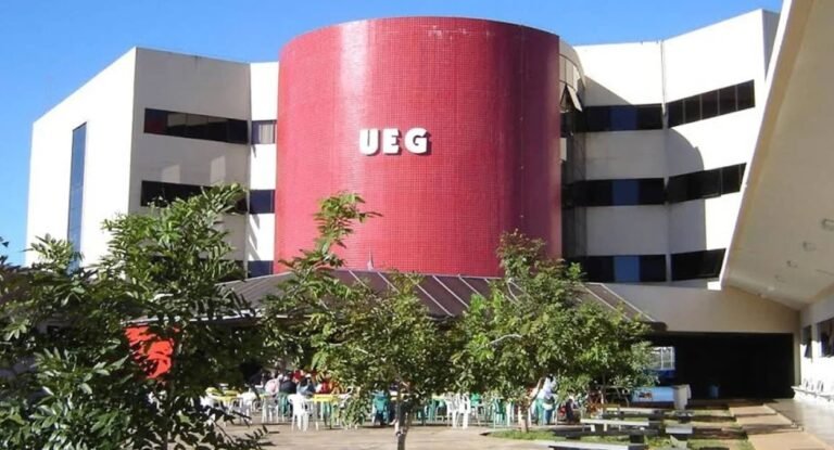 Prorrogadas inscrições de concurso para docentes na área de Direito