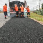 Uso de concreto betuminoso usinado a quente (CBUQ) garante durabilidade e qualidade ao asfalto do DF