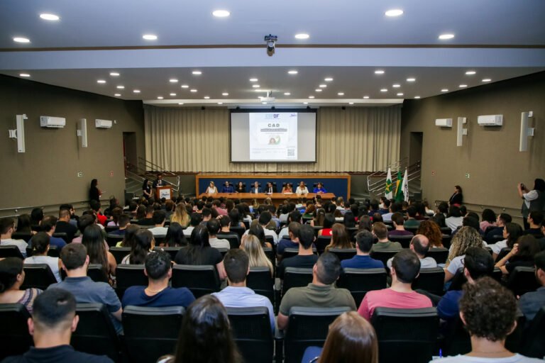 Programas realizam acolhimento para residentes de medicina