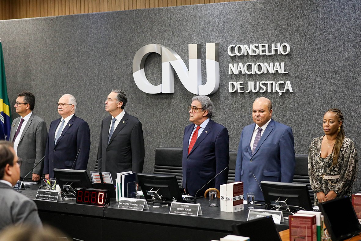 Governador Ibaneis Rocha participa de posse no Conselho Nacional de Justiça 