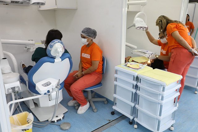 20/03/2025 - Mulheres do Paranoá recebem atendimento odontológico gratuito nesta quinta-feira (20)