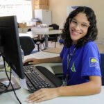 Jovem aprendiz do Cras Paranoá, com deficiência visual, alcança aprovação em primeiro lugar em enfermagem na UnB