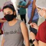 Público-alvo tem vacinação contra covid-19 reforçada no DF