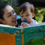 Projeto Bebê que Lê incentiva leitura desde a primeira infância