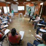 Oficina no Jardim Botânico orienta sobre compostagem caseira