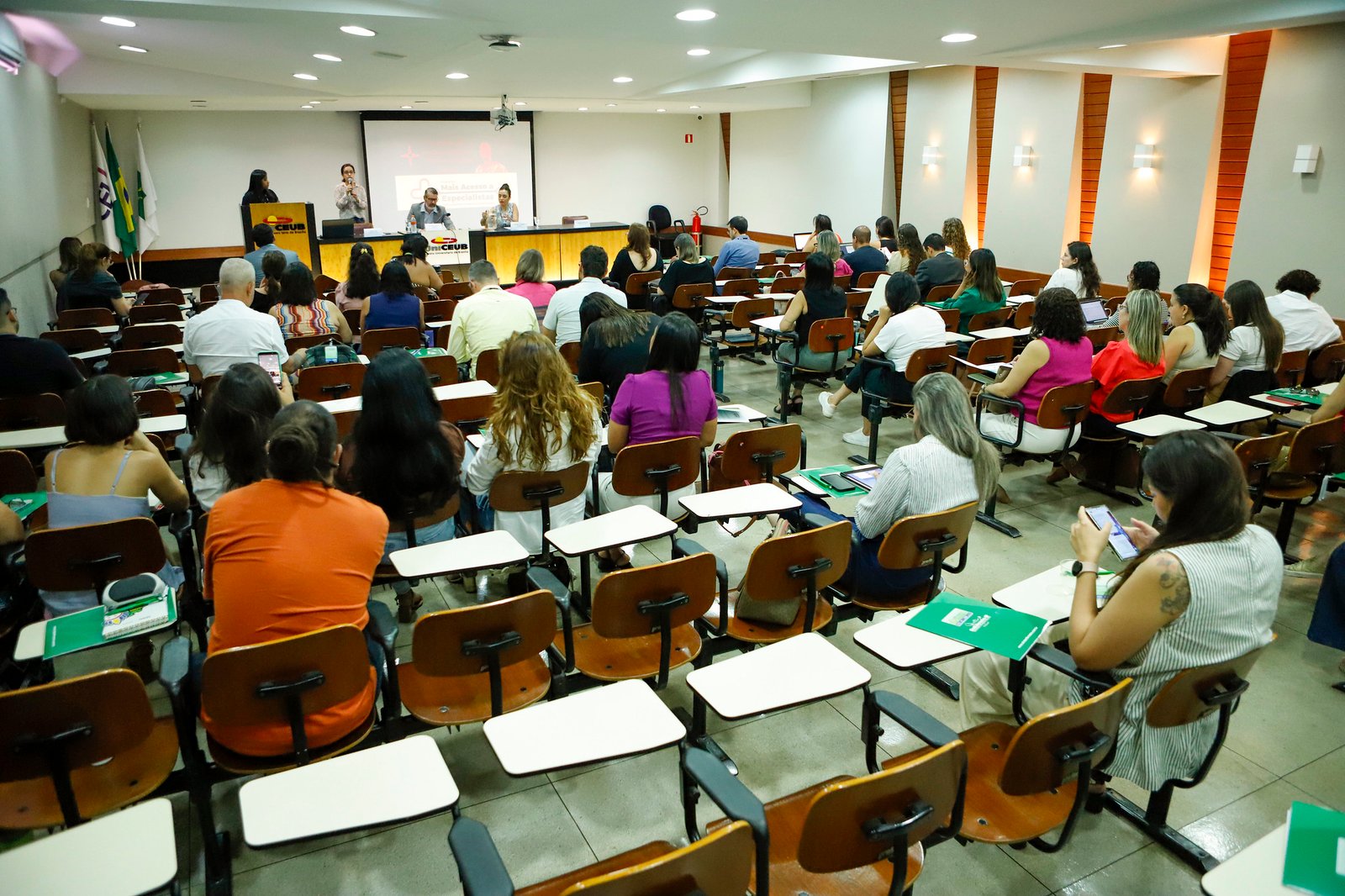 DF avança na implementação de programa para agilizar atendimentos na saúde
