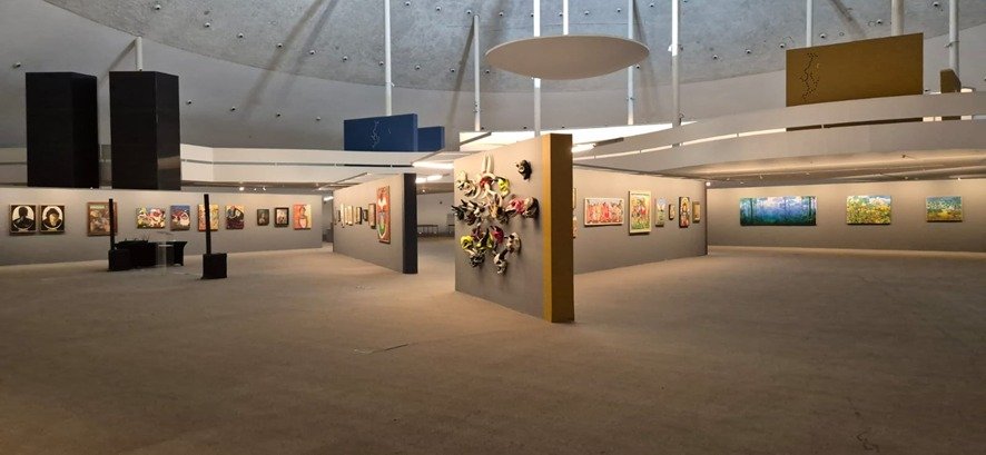 Fim de semana no Distrito Federal tem cinema acessível, exposição de arte e música ao vivo