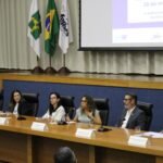 Profissionais da saúde participam do 1º Fórum de Treinamento em Serviço