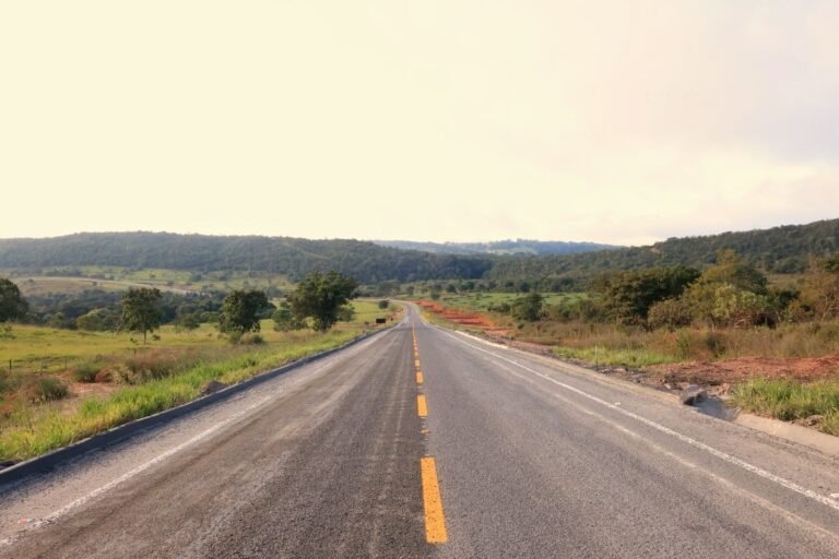 Governo entrega obras no Vale do São Patrício