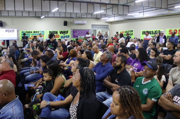 Cerca de 500 pessoas participam de reunião pública sobre o novo Pdot neste sábado (5)
