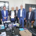 Governador Ibaneis Rocha ganha Medalha Mérito Lojista do DF