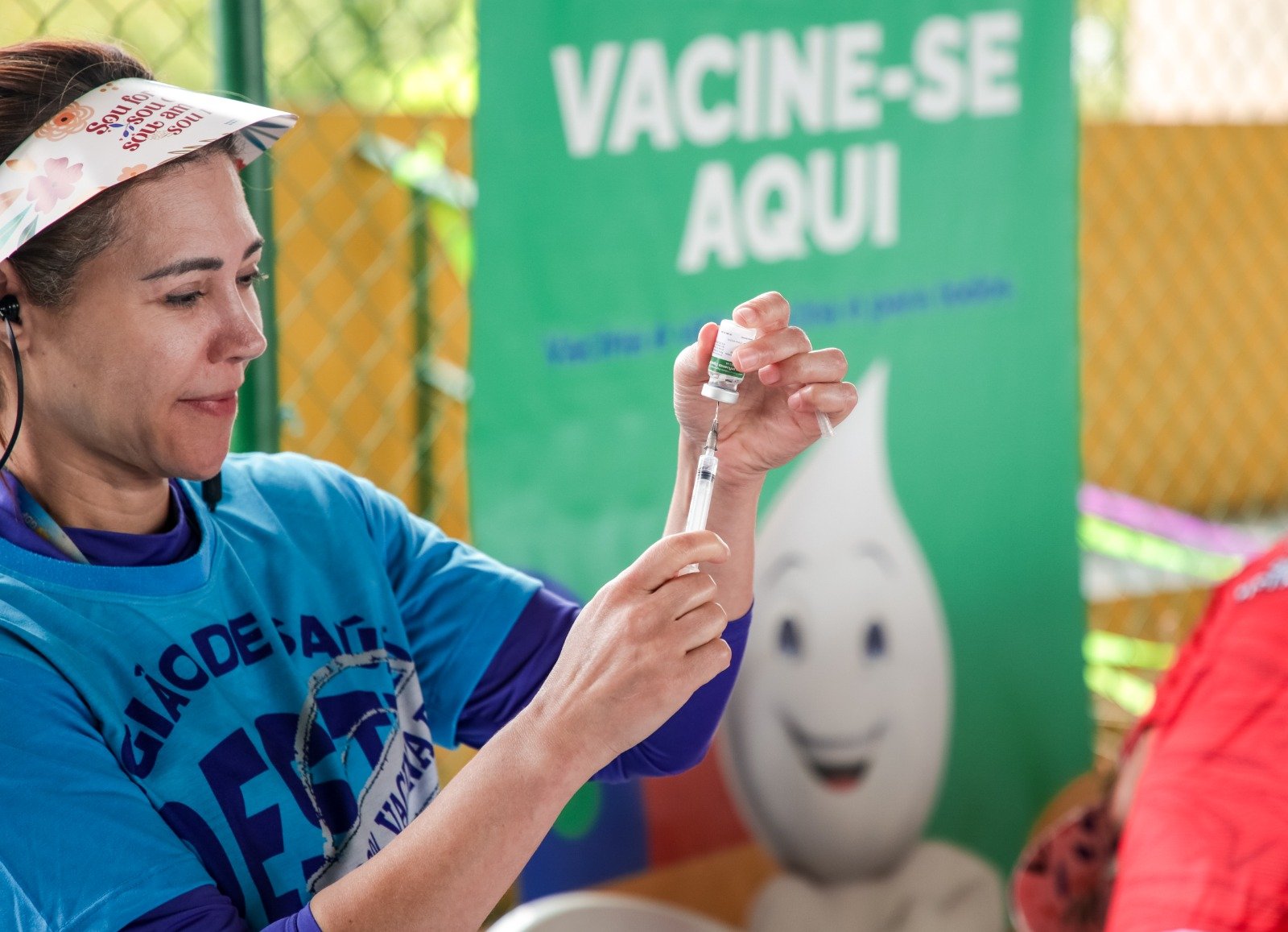 Carro da Vacina leva imunização à Ceilândia