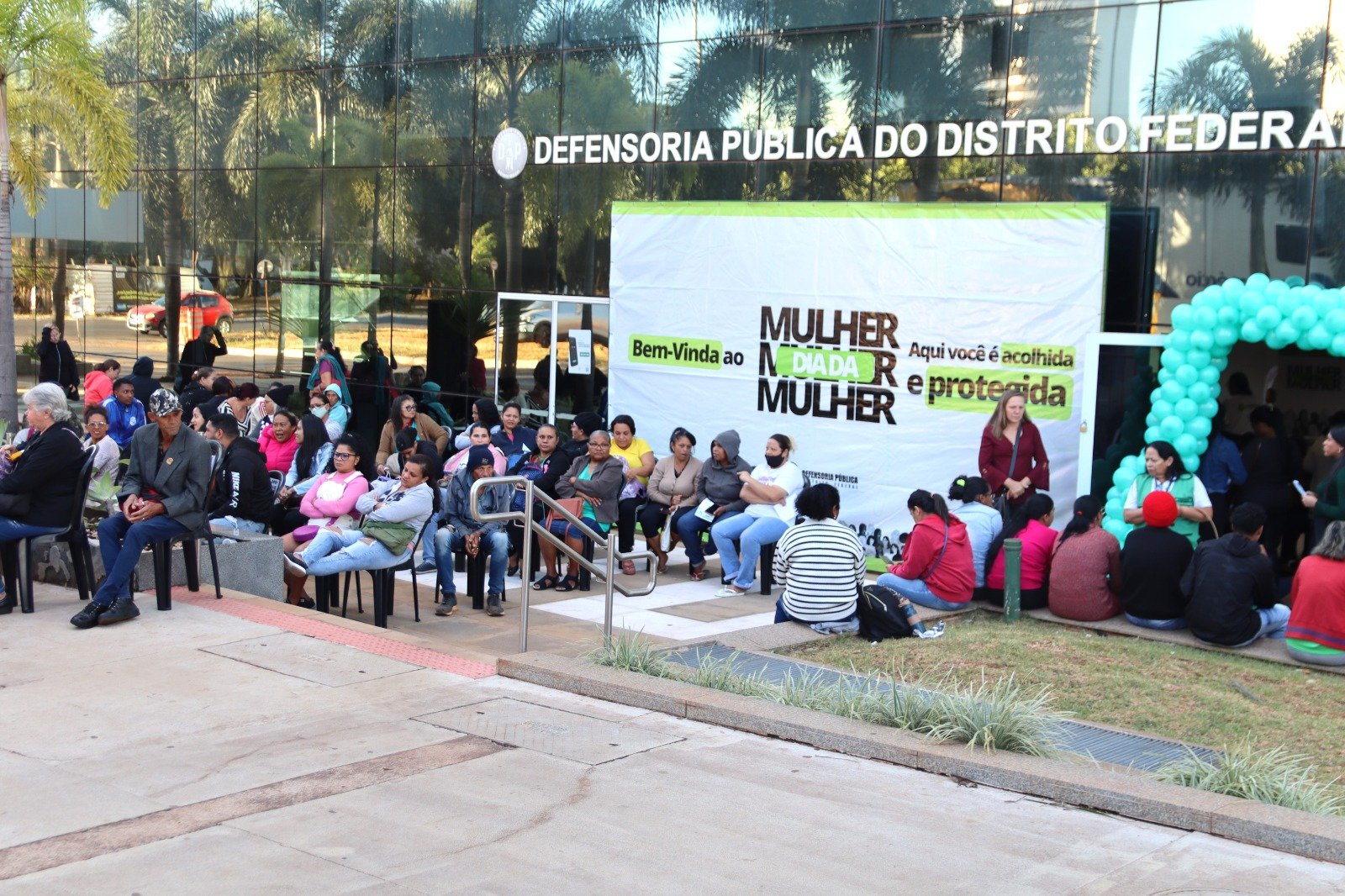 Dia da Mulher da DPDF terá emissão de Cartão Creche e Cartão Material Escolar
