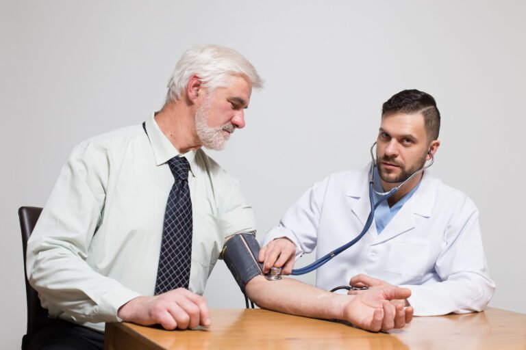 Quando o consultório do médico levanta seu BP