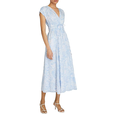 vestido azul claro