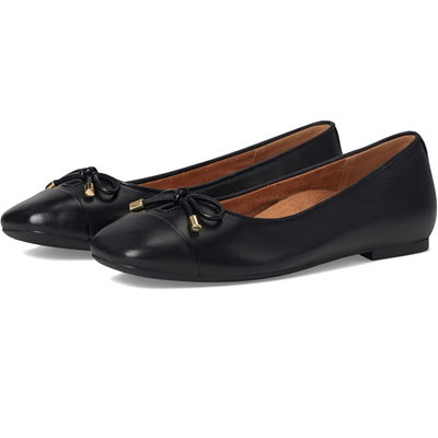 Aparelhos que os leitores chamaram de sapatos casuais de negócios extremamente confortáveis: Ballet Flats de Vionic