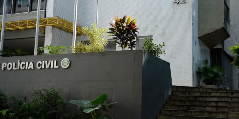 Polícia desarticula fabricação ilegal de armas na Baixada Fluminense