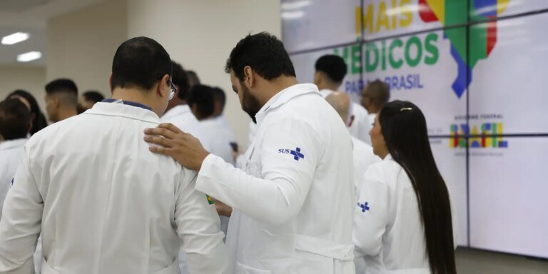Faculdades de medicina têm até sexta para aderir ao Bolsa Permanência