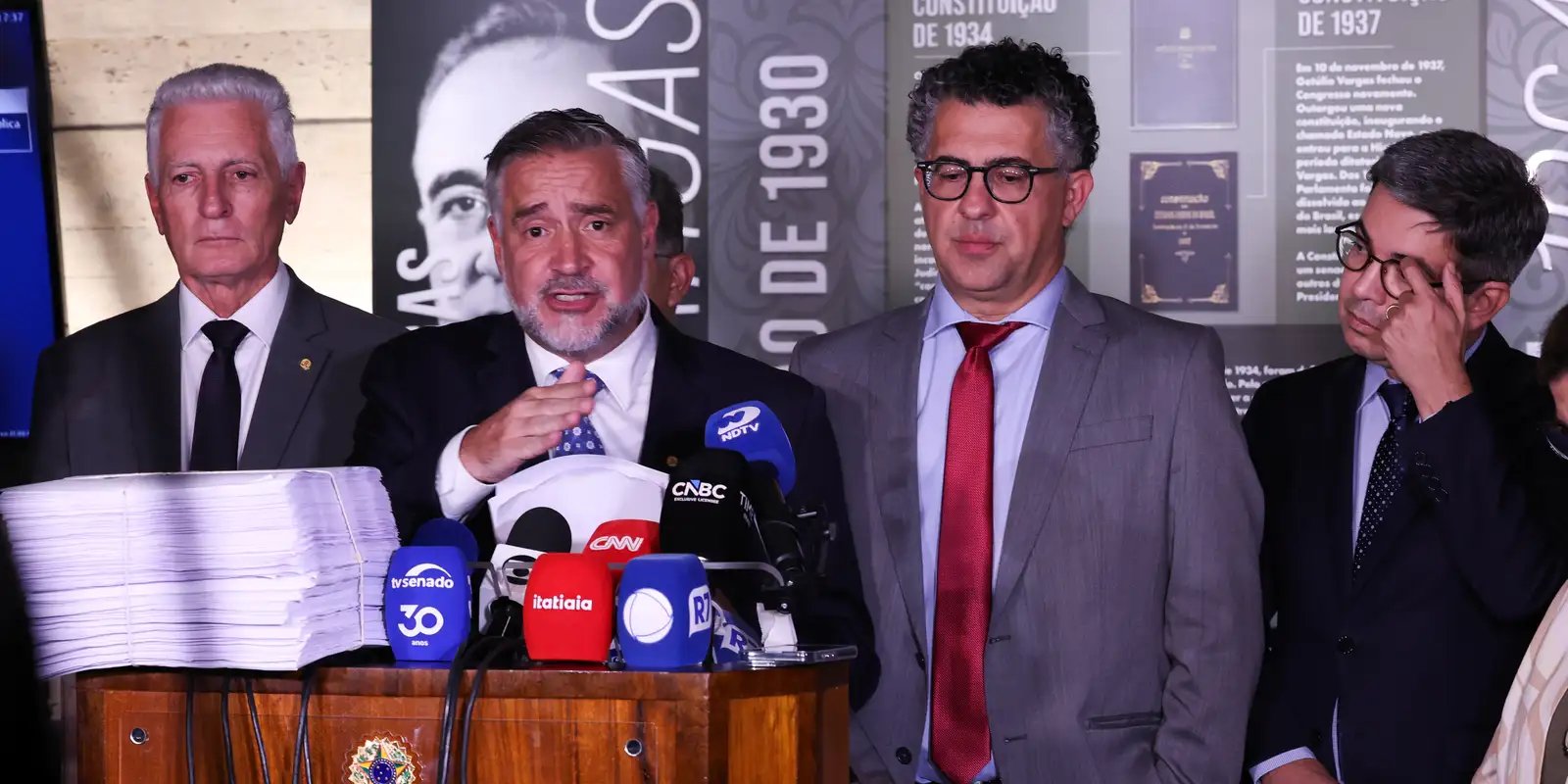 Bancada governista apresentará relatório alternativo à CPMI do INSS