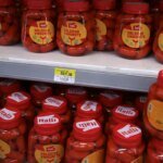 Famílias consomem muito ultraprocessados, apesar de alerta nos rótulos