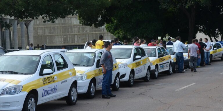 Custo da CNH cai pela metade em Belo Horizonte