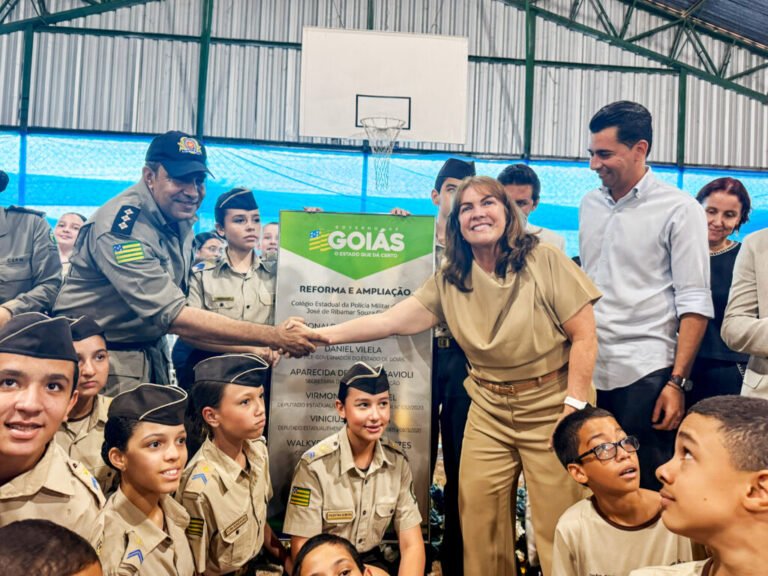 CEPMG José de Ribamar Souza Cirqueira, de Goiânia, é entregue reformado e ampliado – SEDUC