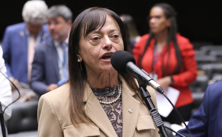 Câmara aprova projeto que cria cadastro nacional de entidades esportivas condenadas por racismo – Notícias