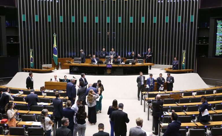 Câmara aprova regra que exige comprovante de que o veículo não foi apropriado indevidamente para emitir o registro; acompanhe – Notícias