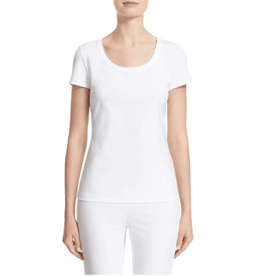 camiseta branca opaca com decote redondo