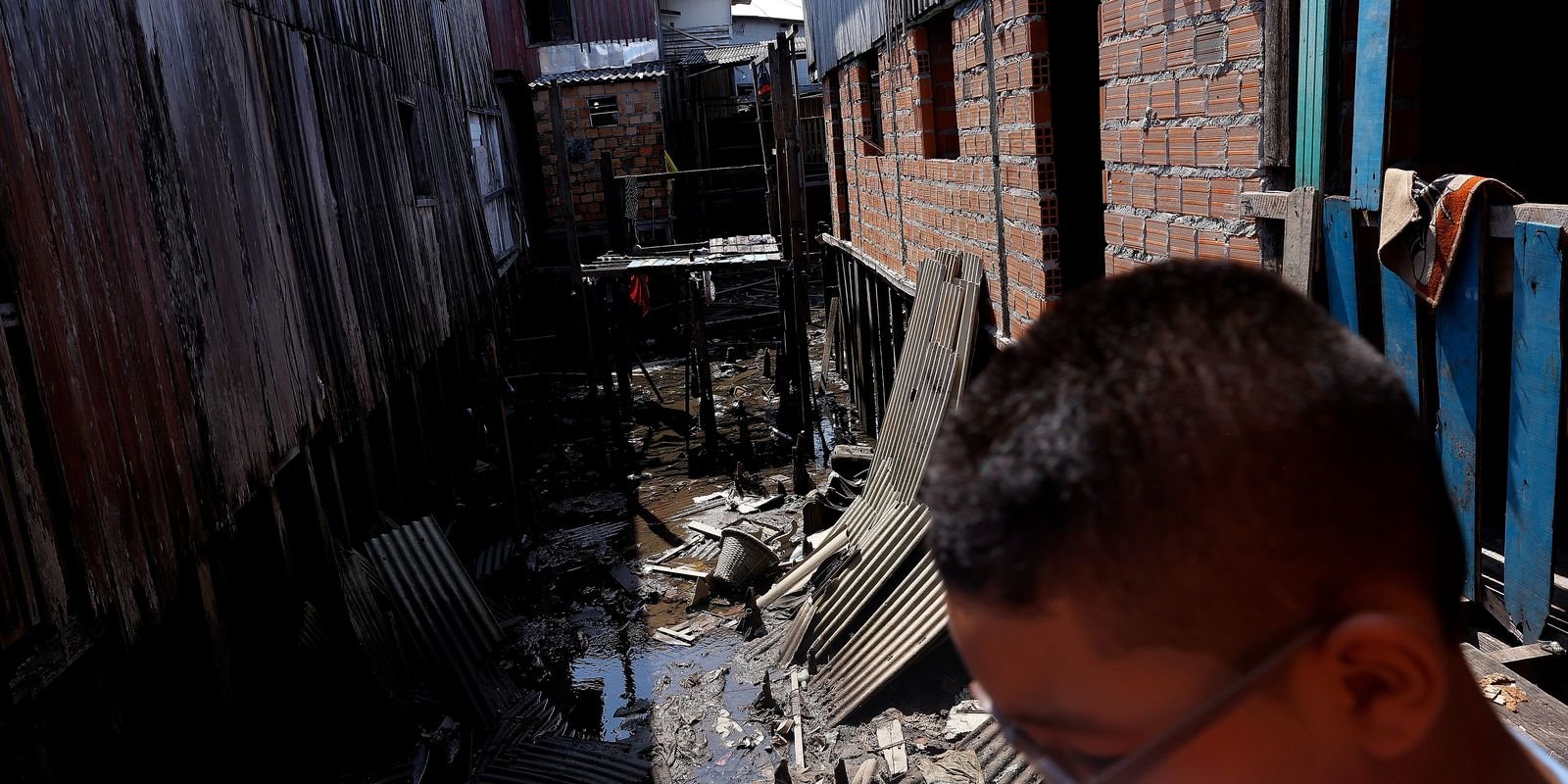 Saneamento: 5 milhões de mulheres moram em casas sem água canalizada