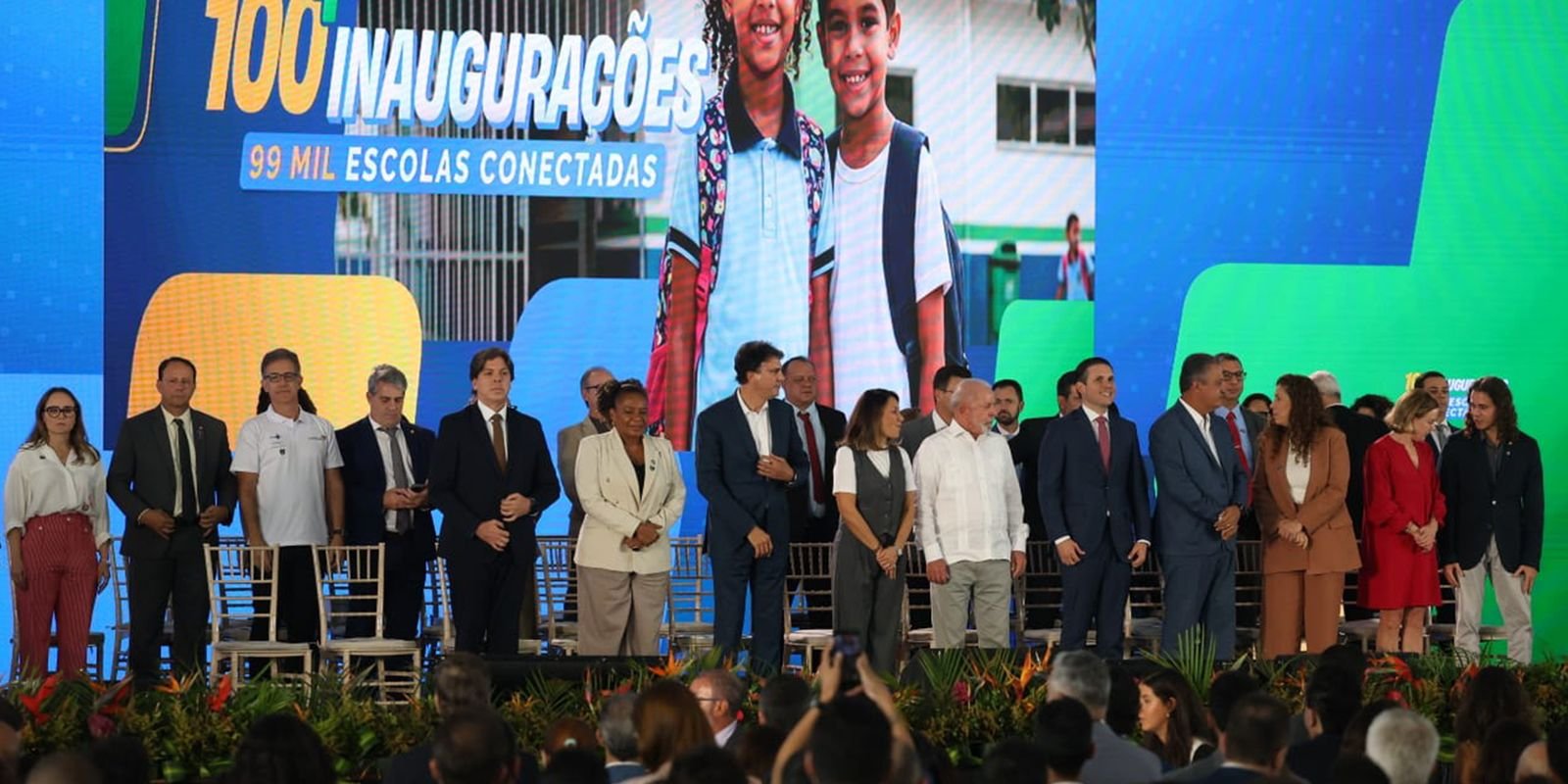 MEC realiza entrega simbólica de 107 obras no setor de educação