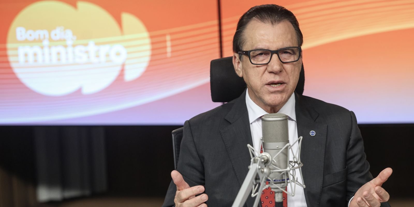 Luiz Marinho critica Senado e defende fim da escala 6x1