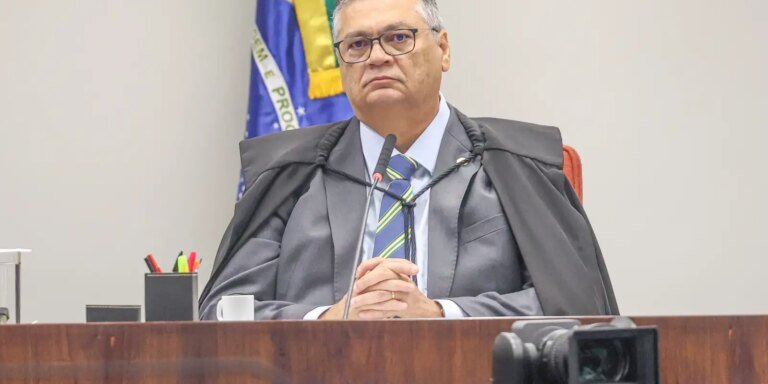 Flávio Dino pede vista em julgamento sobre eleição para governo do Rio