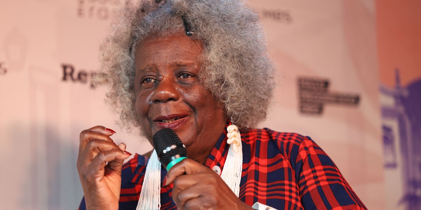 Viva Maria destaca trajetória da escritora Conceição Evaristo