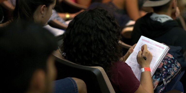 Inadimplentes do Fies podem entrar em medidas contra o endividamento